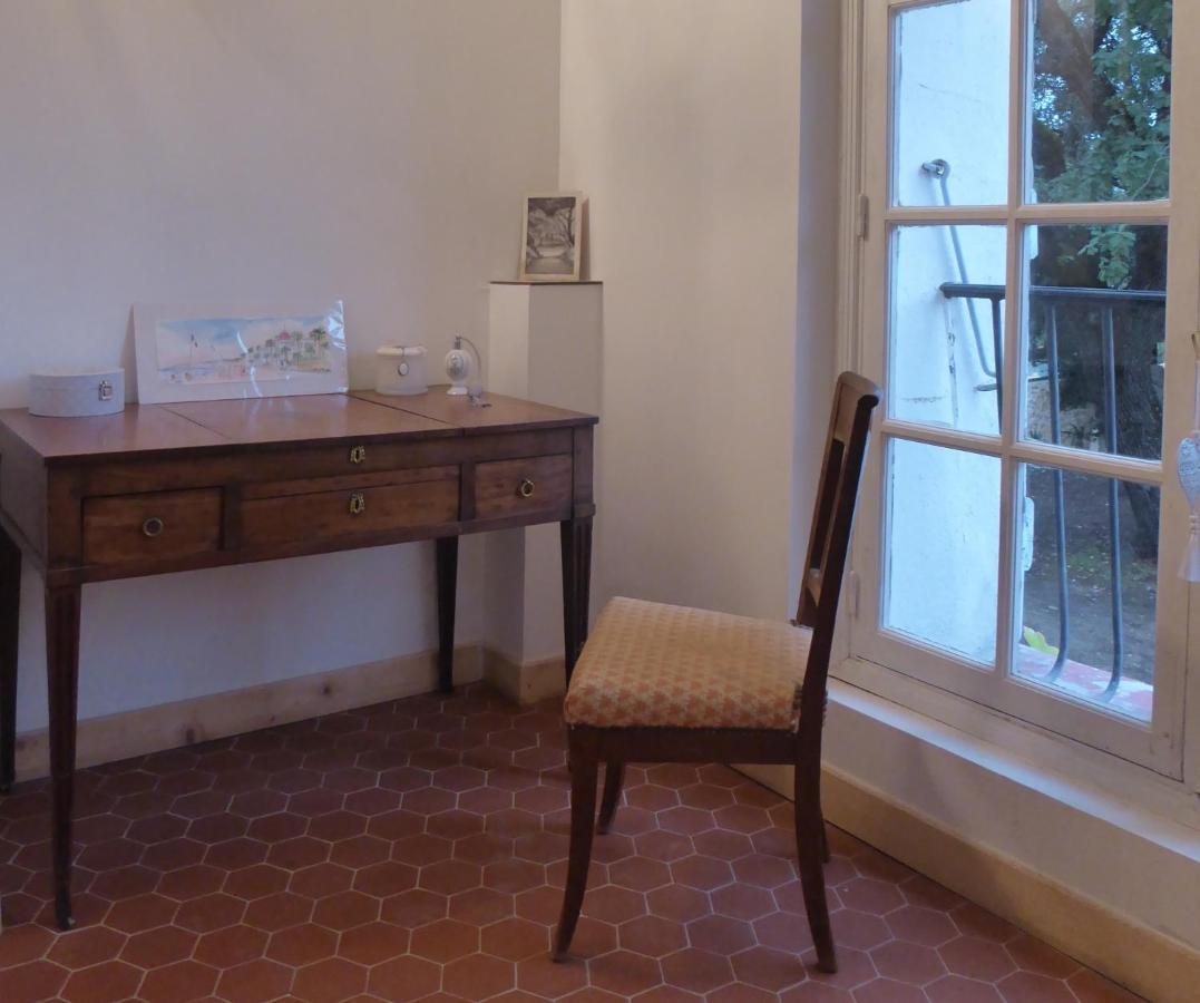 Chateau Saint-Esprit Bed and Breakfast Draguignan Buitenkant foto
